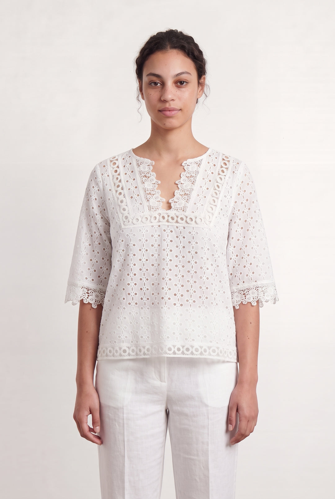Blouse Brodée Blanche - Taille L/40 de la marque Gerard Darel | PARAD108078 - Vendu par Paradigme - Image 1