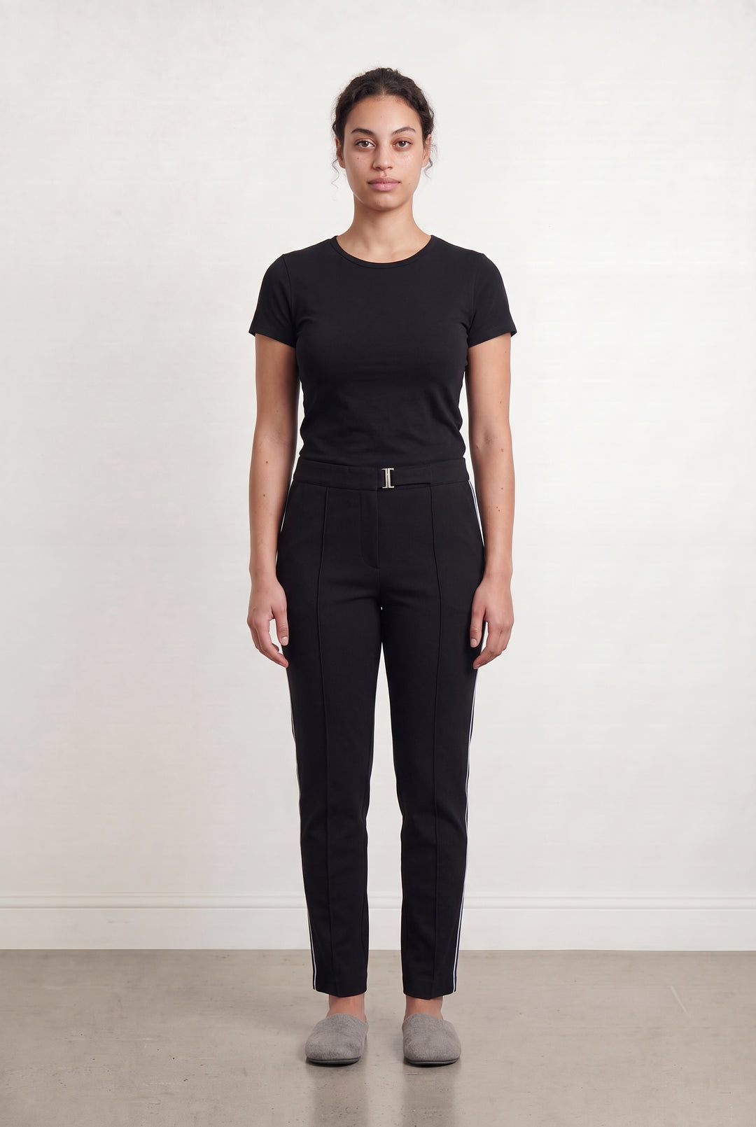 Pantalon Noir - Taille XL/42 de la marque ZAPA | PARAD108164 - Vendu par Paradigme - Image 1