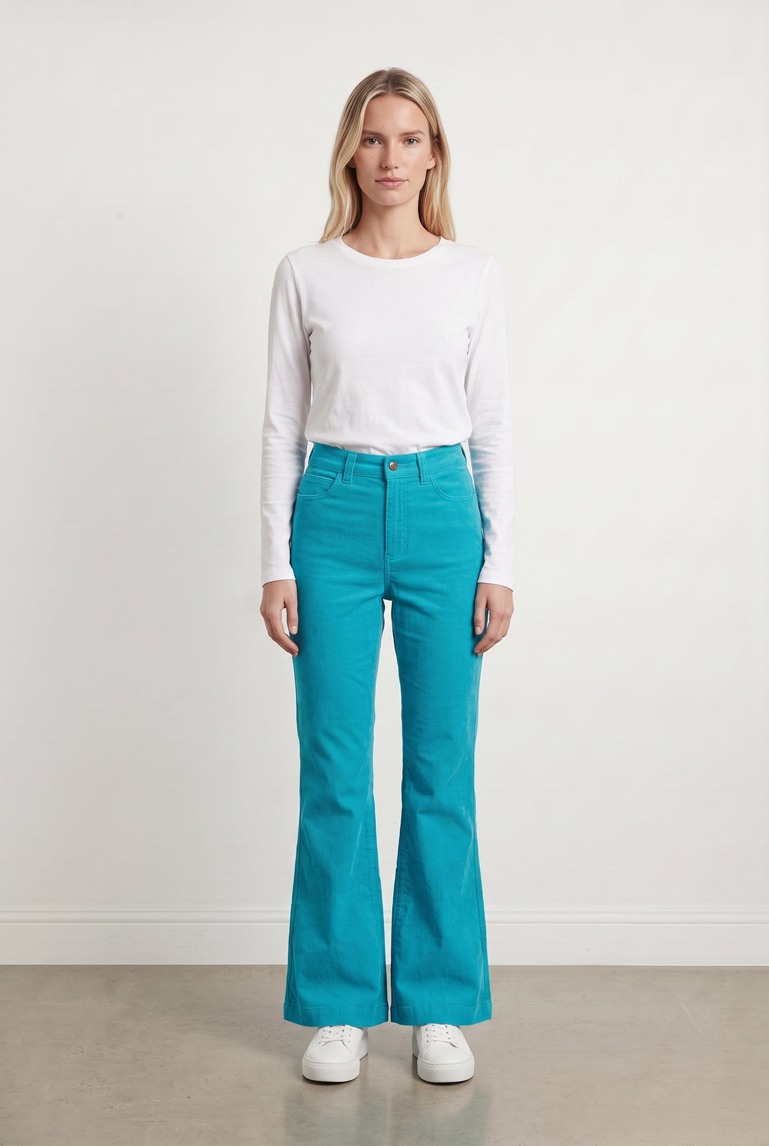 Pantalon Évasé Bleu - Taille S/36 de la marque Wild | PARAD108172 - Vendu par Paradigme - Image 1