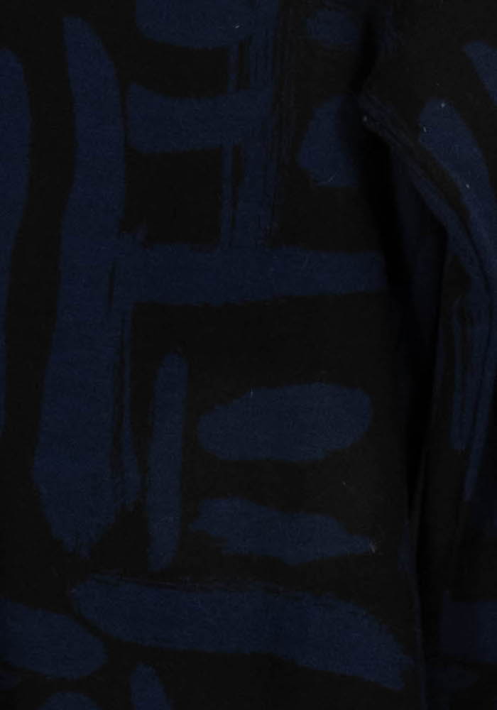 Sous pull Bleu et Noir - Taille M/38 de la marque La Fée Maraboutée | PARAD108279 - Vendu par Paradigme - Image 3