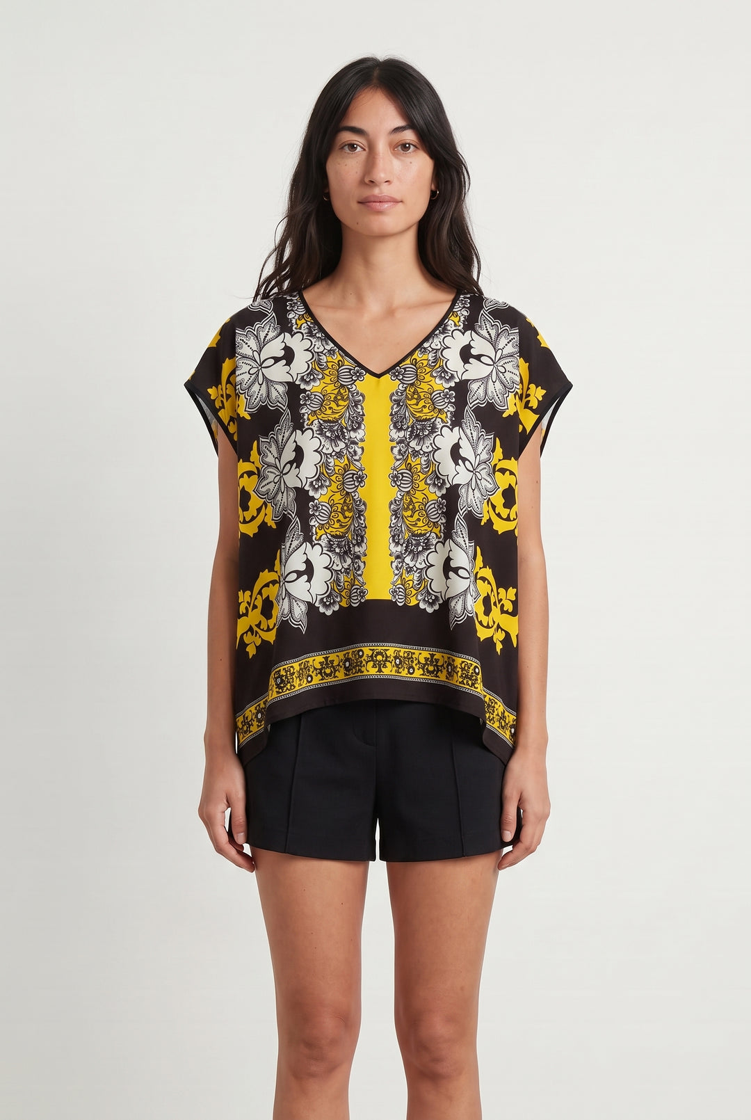 Blouse Noire et Jaune - Taille M/38 de la marque Indies | PARAD108288 - Vendu par Paradigme - Image 1