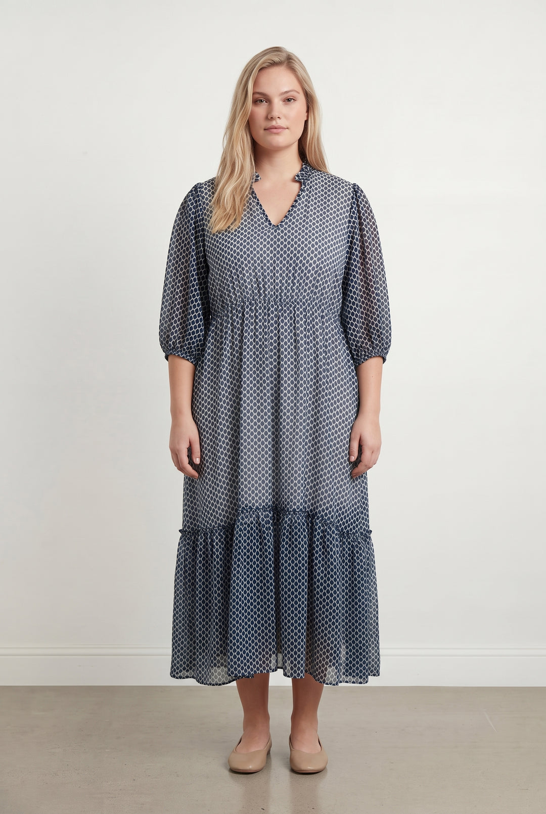 Robe Longue Bleue et Blanche - Taille XXXL/46 de la marque Indies | PARAD108324 - Vendu par Paradigme - Image 1