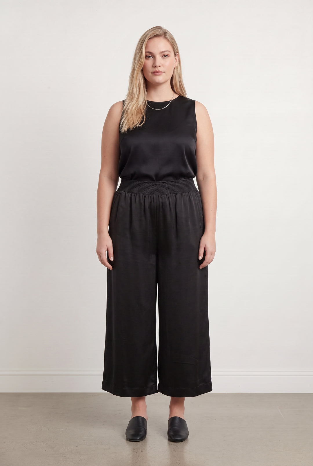 Pantalon Large Noir - Taille XXXL/46 de la marque Bleu Blanc Rouge | PARAD108349 - Vendu par Paradigme - Image 1