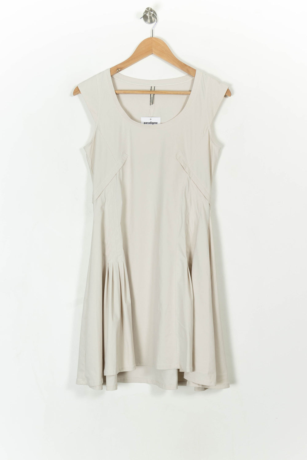Robe Courte Beige - Taille M/38 de la marque Indies | PARAD108392 - Vendu par Paradigme - Image 2