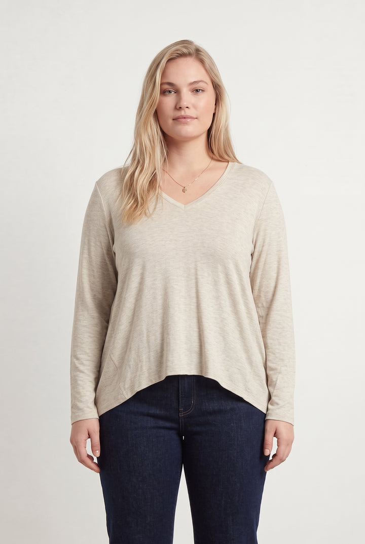Pull Beige - Taille XXXL/46 de la marque Indies | PARAD108397 - Vendu par Paradigme - Image 1