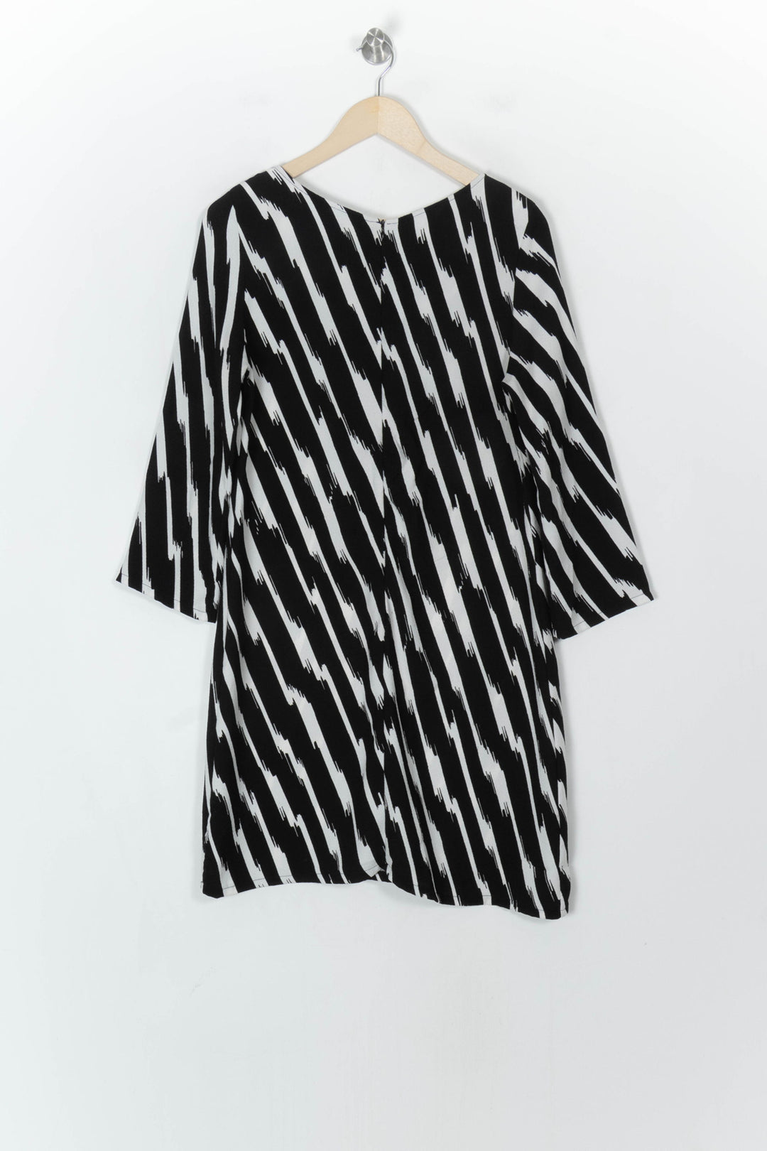 Robe Noire et Blanche - Taille L/40 de la marque La Fée Maraboutée | PARAD108641 - Vendu par Paradigme - Image 5