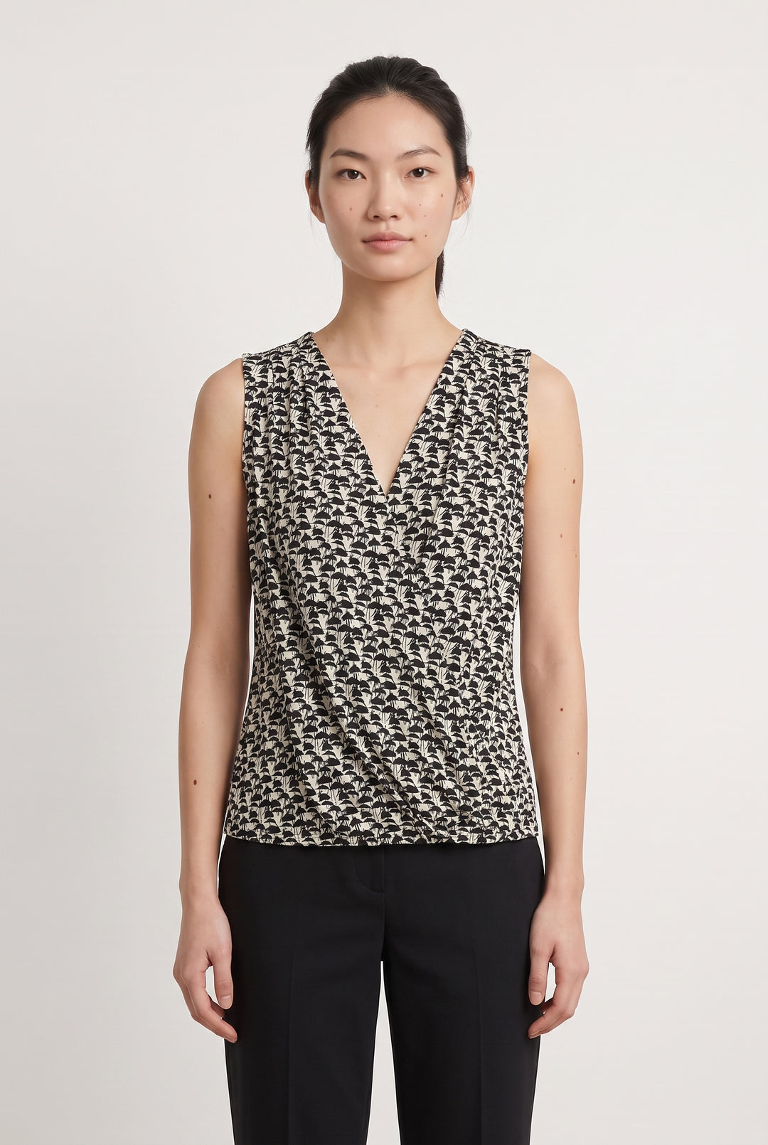 Top Noir et Blanc - Taille M/38 de la marque La Fée Maraboutée | PARAD108786 - Vendu par Paradigme - Image 1