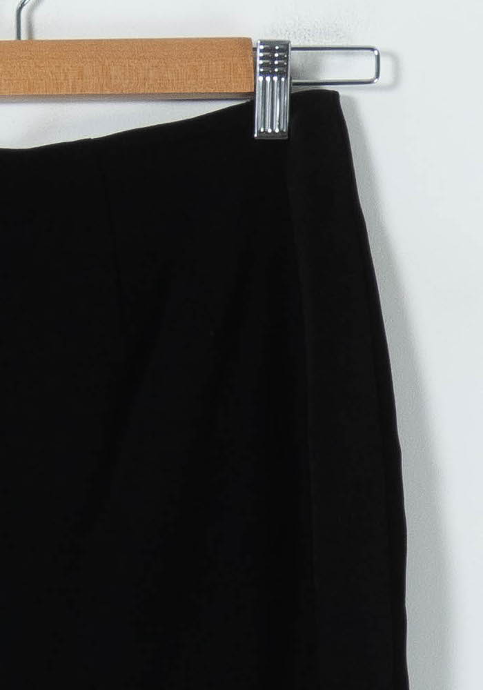 Jupe Noire - Taille M/38 de la marque Paule Ka | PARAD10952 - Vendu par Paradigme - Image 3