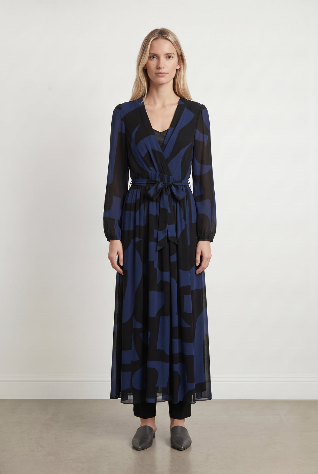 Robe Longue Bleue et Noire - Taille S/36 de la marque La Fée Maraboutée | PARAD110732 - Vendu par Paradigme - Image 1