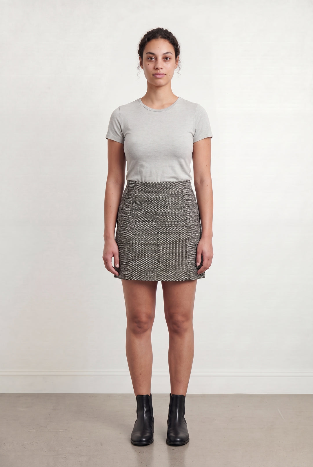 Jupe Courte Noire et Blanche - Taille L/40 de la marque Caroll | PARAD110758 - Vendu par Paradigme - Image 1