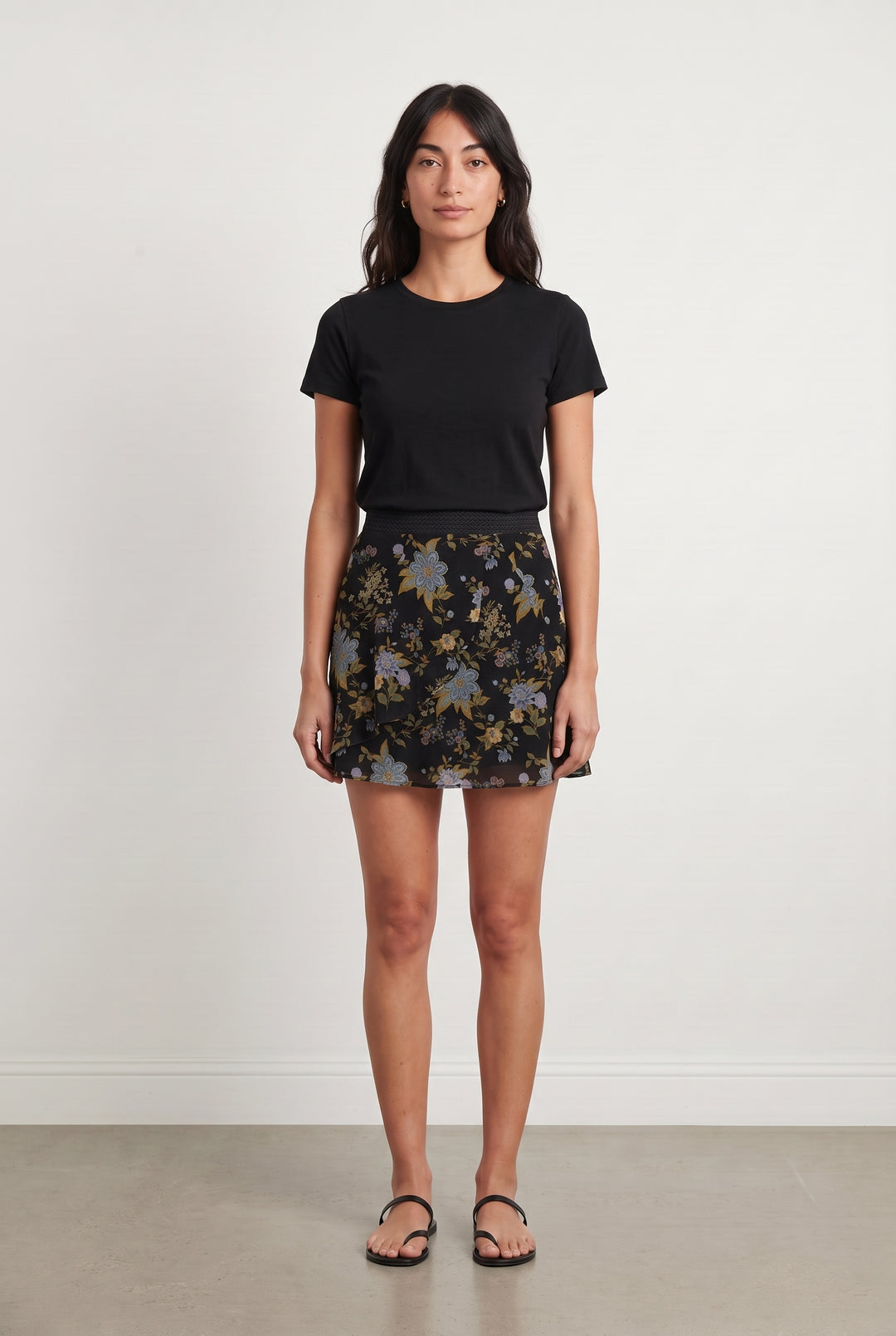 Jupe Fleurie Noire et Jaune - Taille S/36 de la marque IKKS | PARAD110824 - Vendu par Paradigme - Image 1