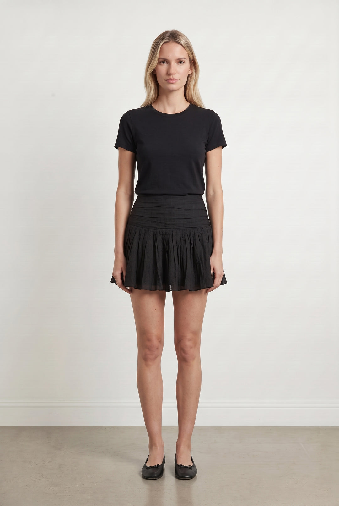 Jupe Plissée Noire - Taille M/38 de la marque Sandro | PARAD111100 - Vendu par Paradigme - Image 1