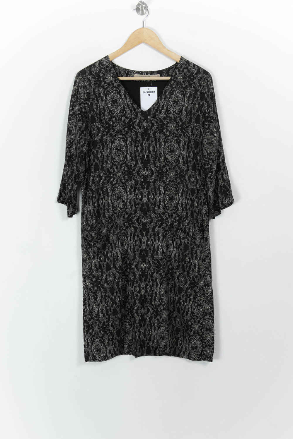 Robe Noire et Grise - Taille M/38 de la marque La Fée Maraboutée | PARAD111102 - Vendu par Paradigme - Image 2