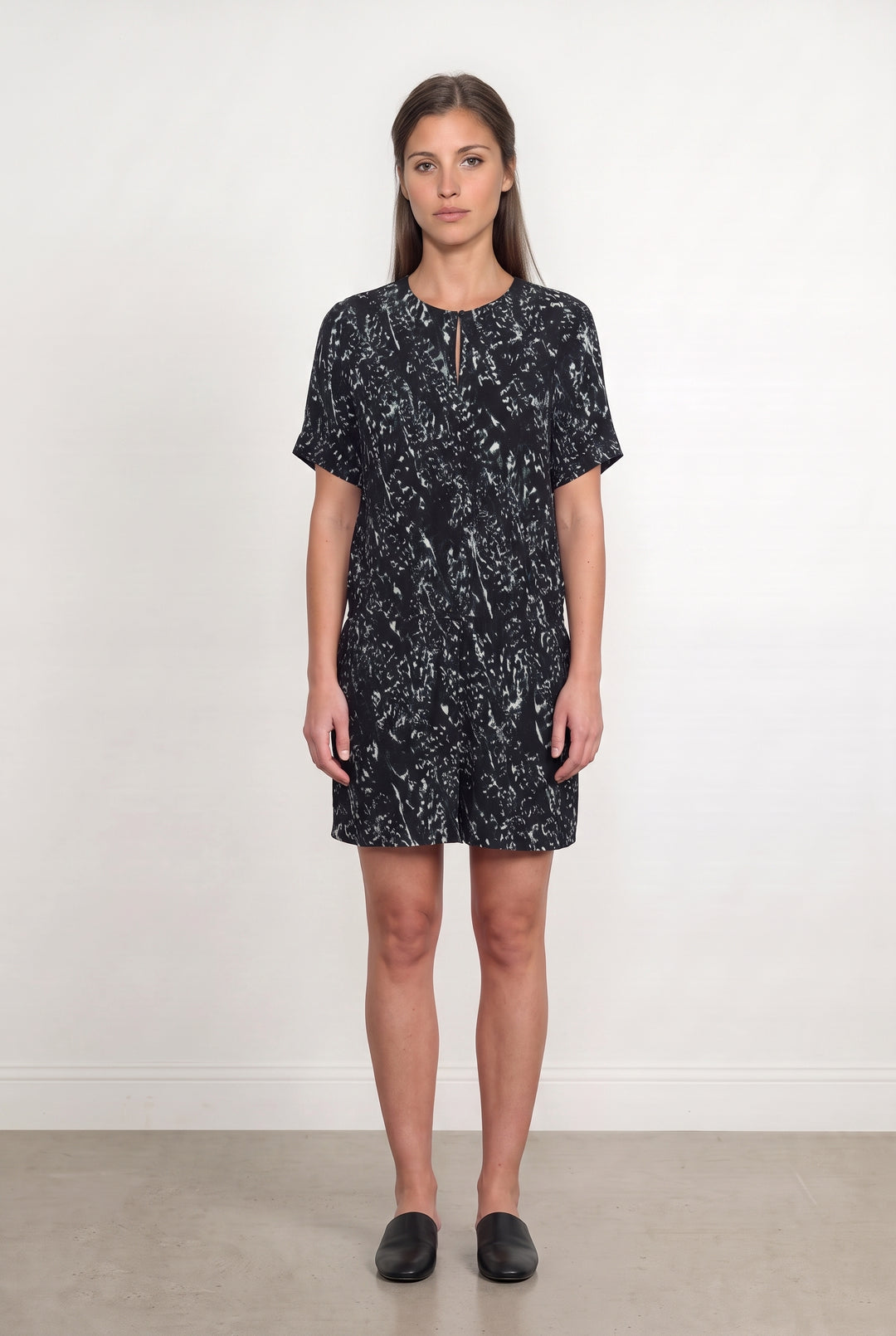 Robe Courte Noire et Bleue - Taille M/38 de la marque IKKS | PARAD112217 - Vendu par Paradigme - Image 1