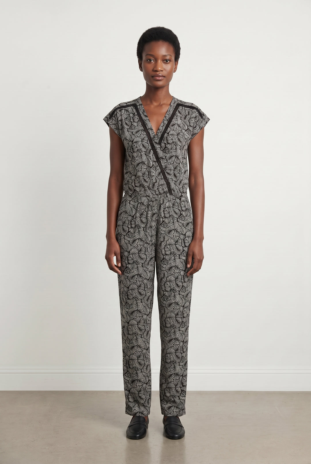 Combinaison Noire et Blanche - Taille M/38 de la marque IKKS | PARAD113382 - Vendu par Paradigme - Image 1