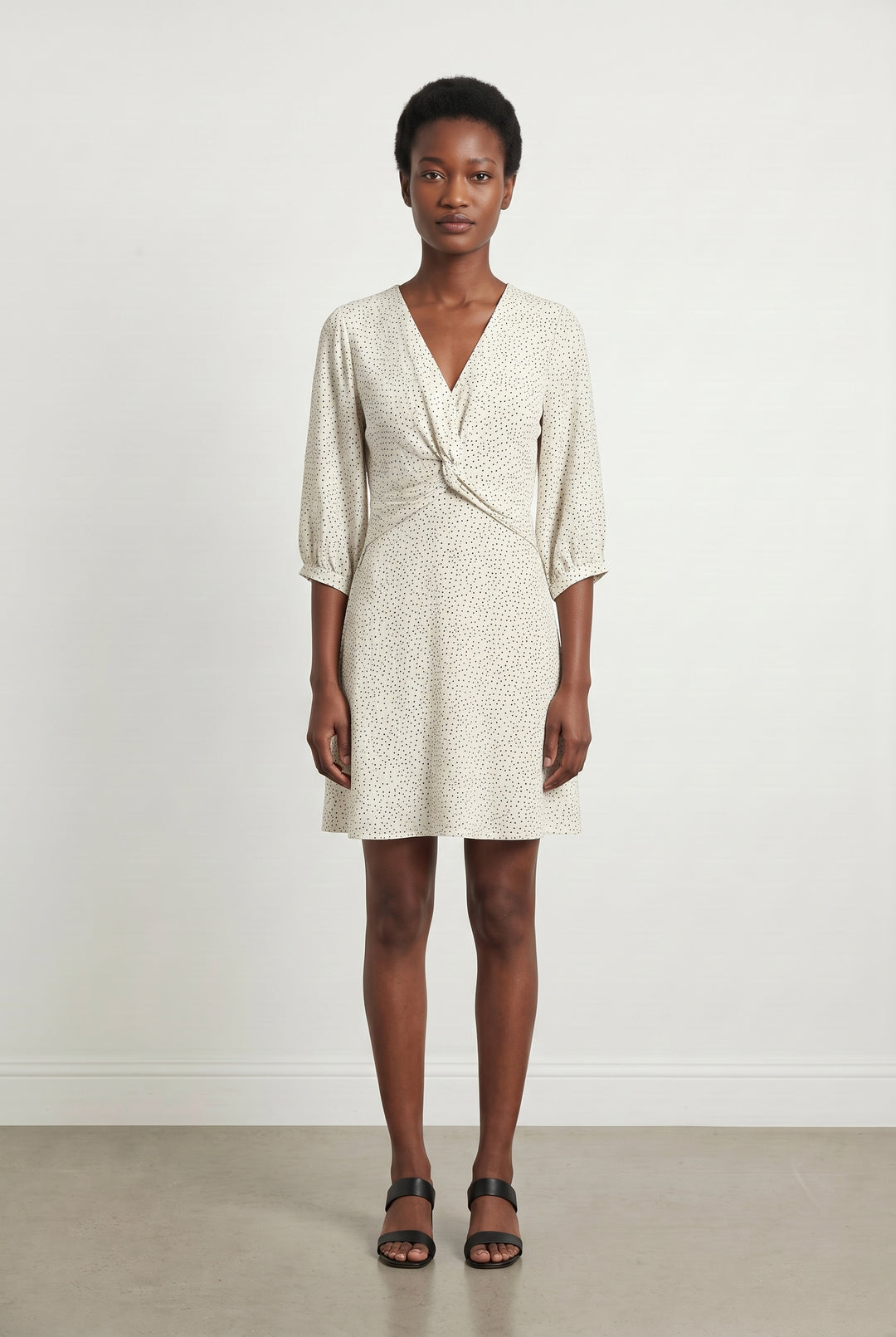 Robe Portefeuille Blanche et Noire - Taille S/36 de la marque Laura Laval | PARAD113414 - Vendu par Paradigme - Image 1