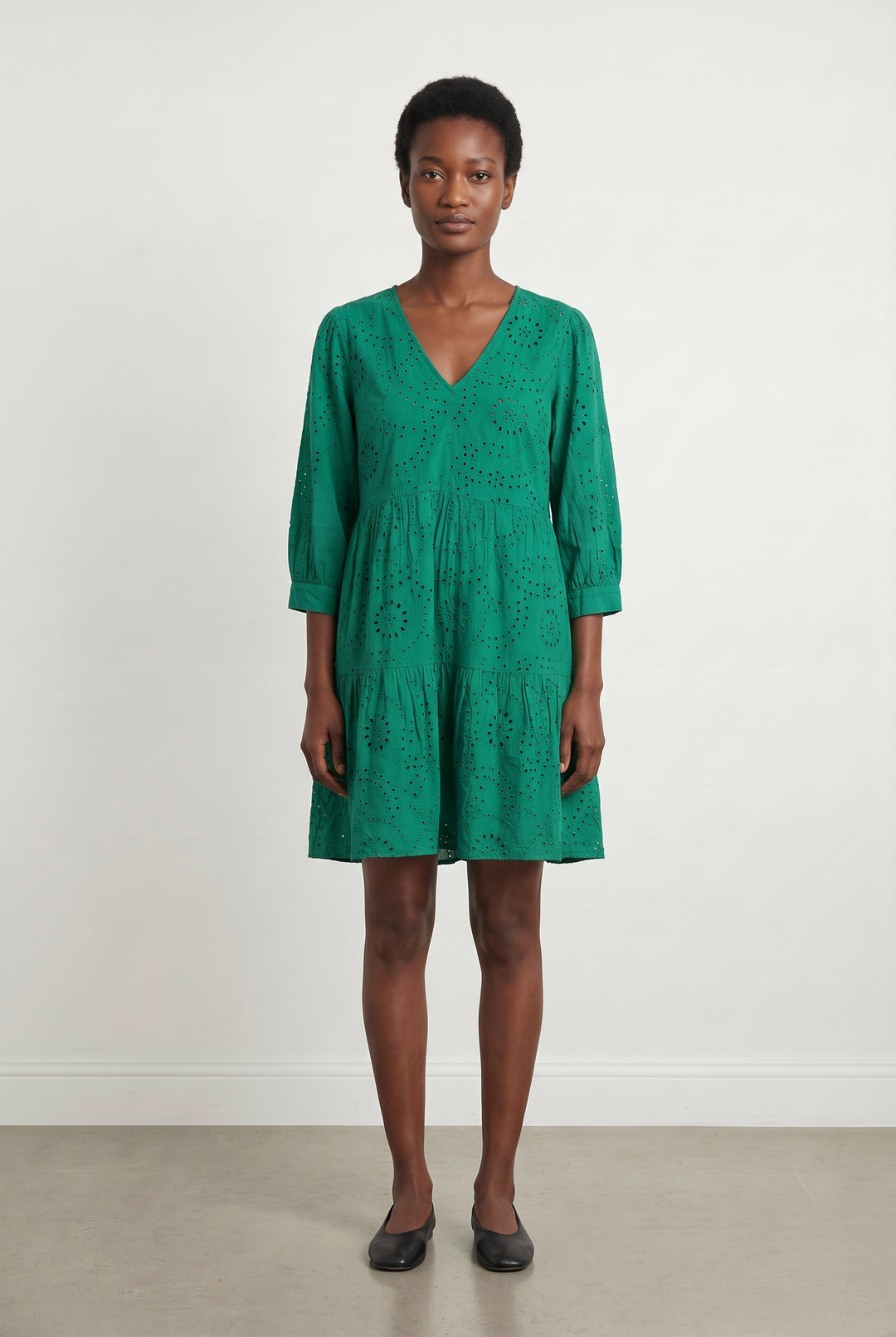 Robe Brodée Verte - Taille S/36 de la marque La Fée Maraboutée | PARAD113568 - Vendu par Paradigme - Image 1