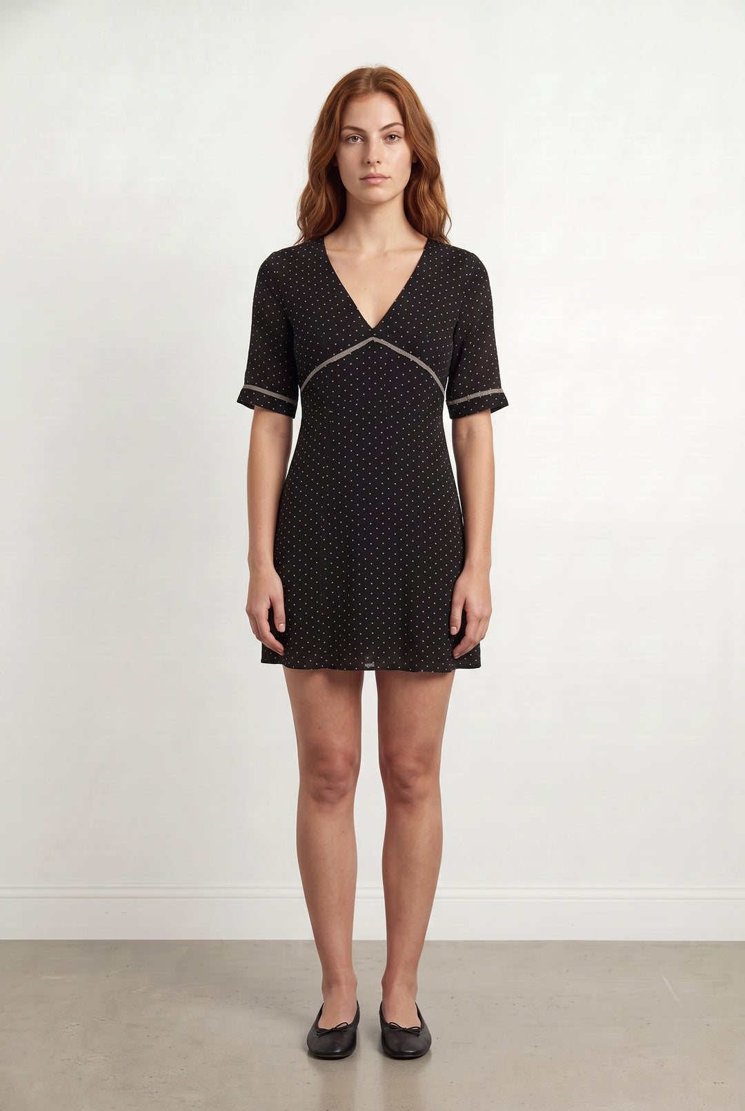 Robe Courte Noire à Pois Blancs - Taille M/38 de la marque Grace &amp; Mila | PARAD113897 - Vendu par Paradigme - Image 1
