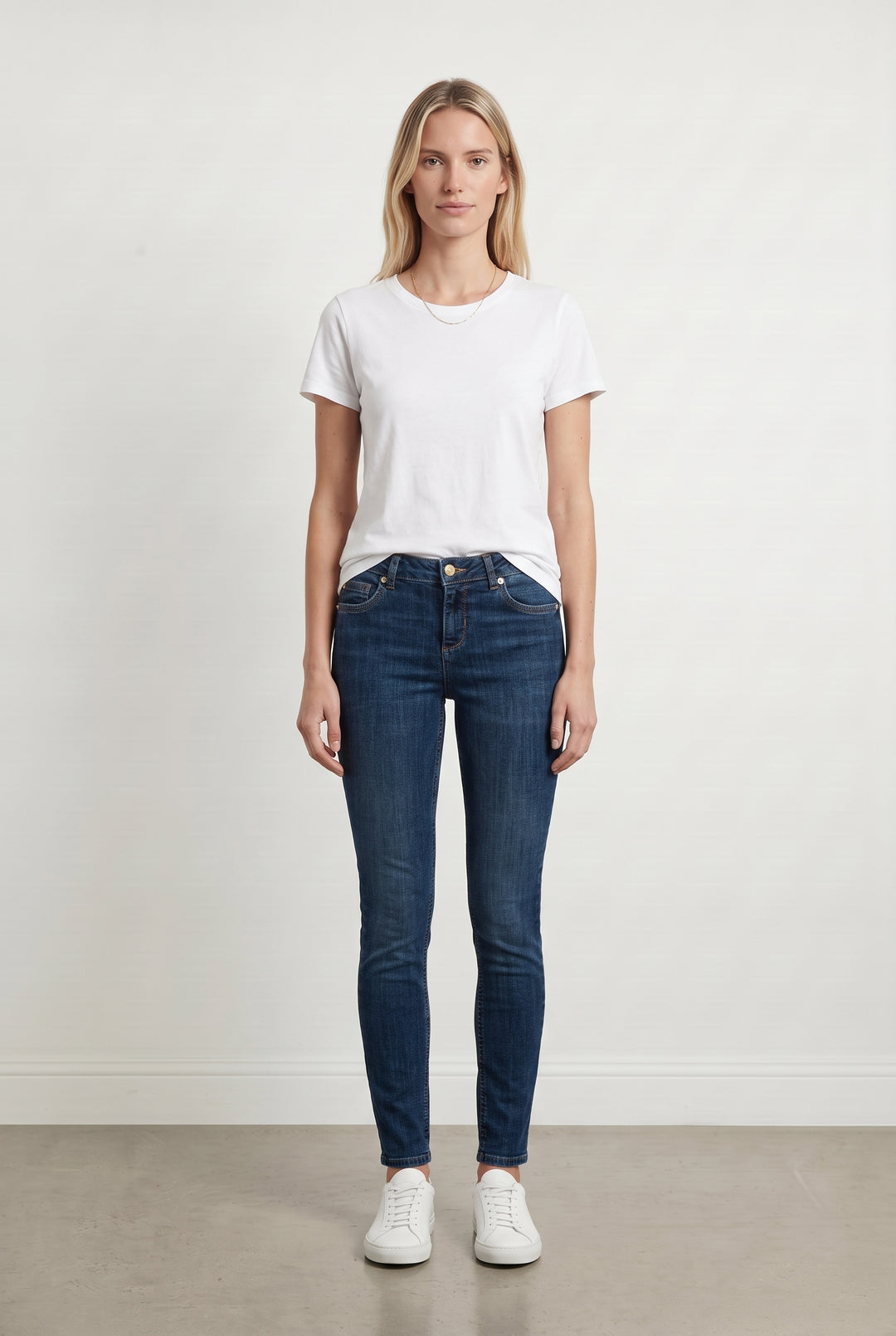 Jean Skinny Bleu - Taille M/38 de la marque Liu Jo | PARAD113902 - Vendu par Paradigme - Image 1