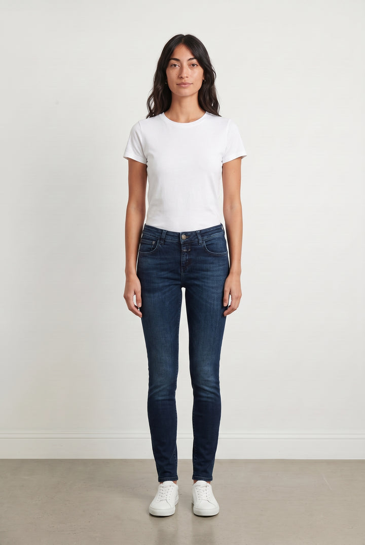 Jean Slim Bleu - Taille M/38 de la marque Closed | PARAD113907 - Vendu par Paradigme - Image 1