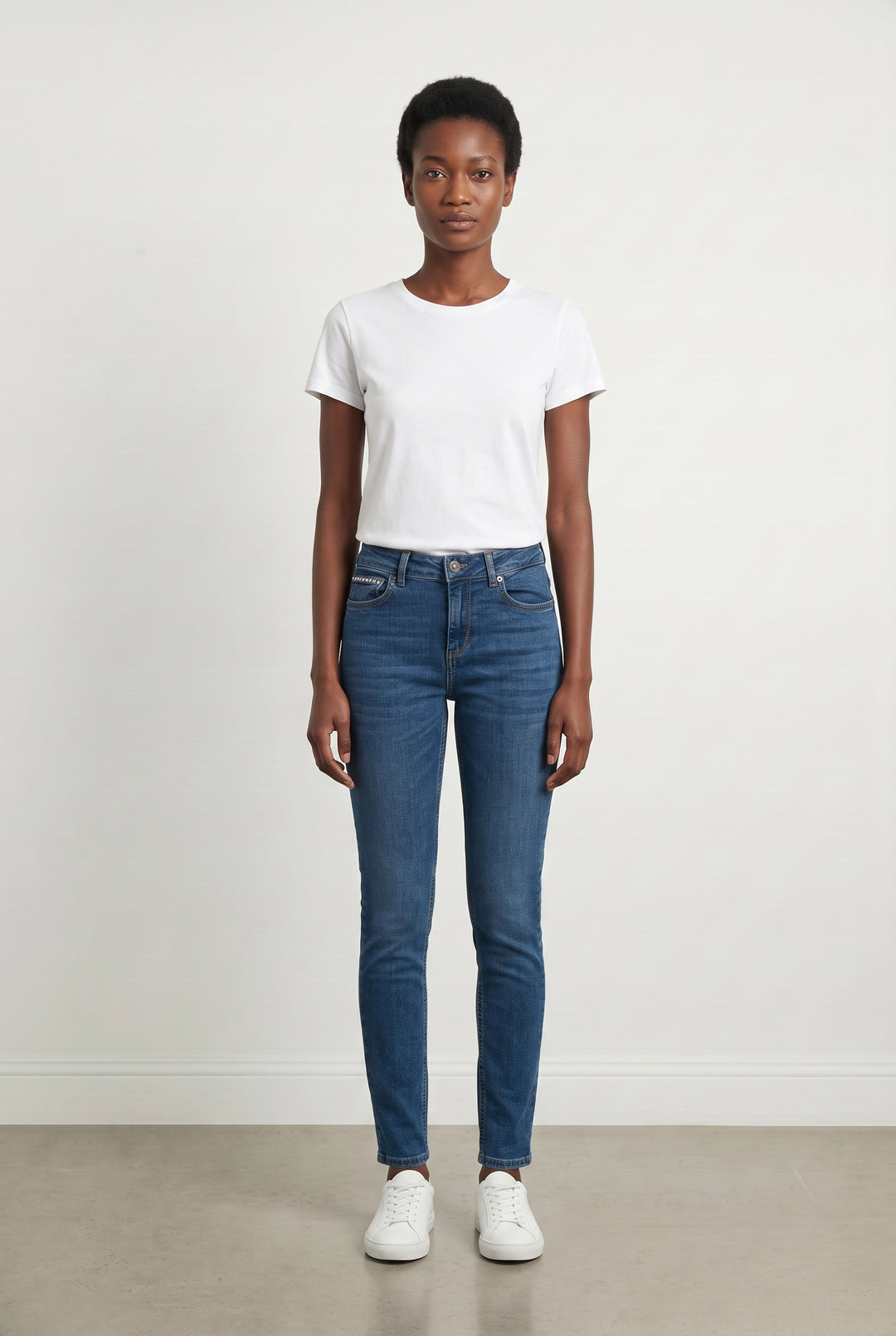 Jean Slim Bleu - Taille M/38 de la marque Liu Jo | PARAD114374 - Vendu par Paradigme - Image 1