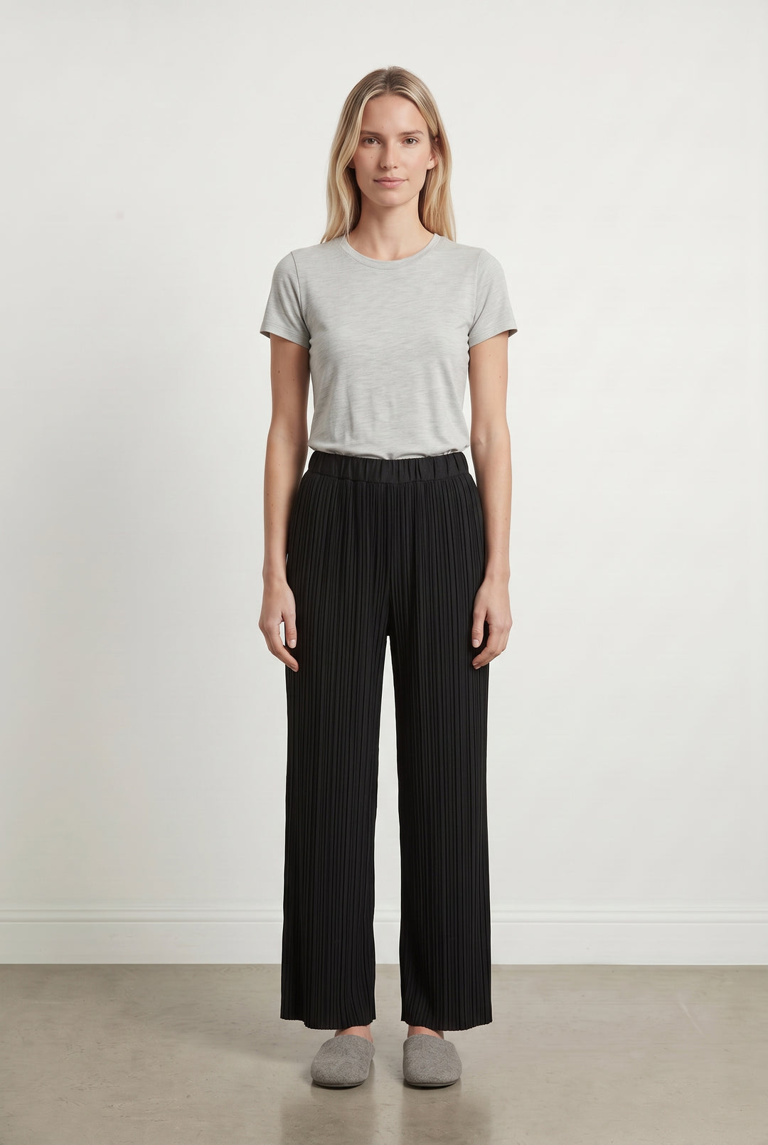 Pantalon Plissé Noir - Taille M/38 de la marque IKKS | PARAD114785 - Vendu par Paradigme - Image 1