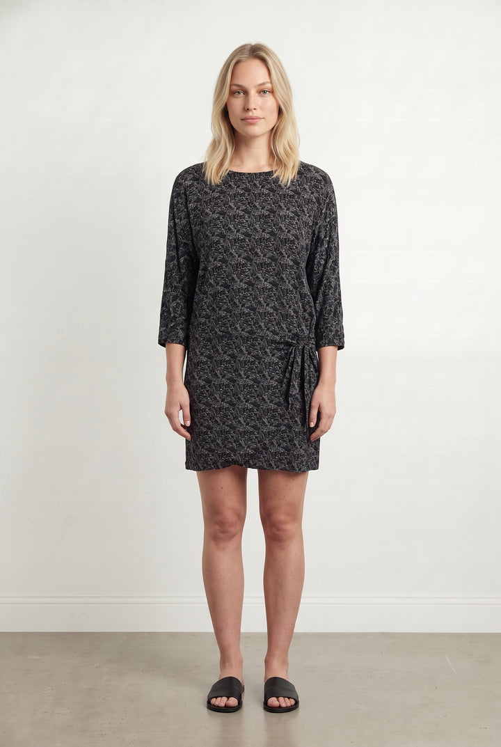 Robe Courte Noire et Blanche - Taille L/40 de la marque Comptoir des Cotonniers | PARAD114872 - Vendu par Paradigme - Image 1
