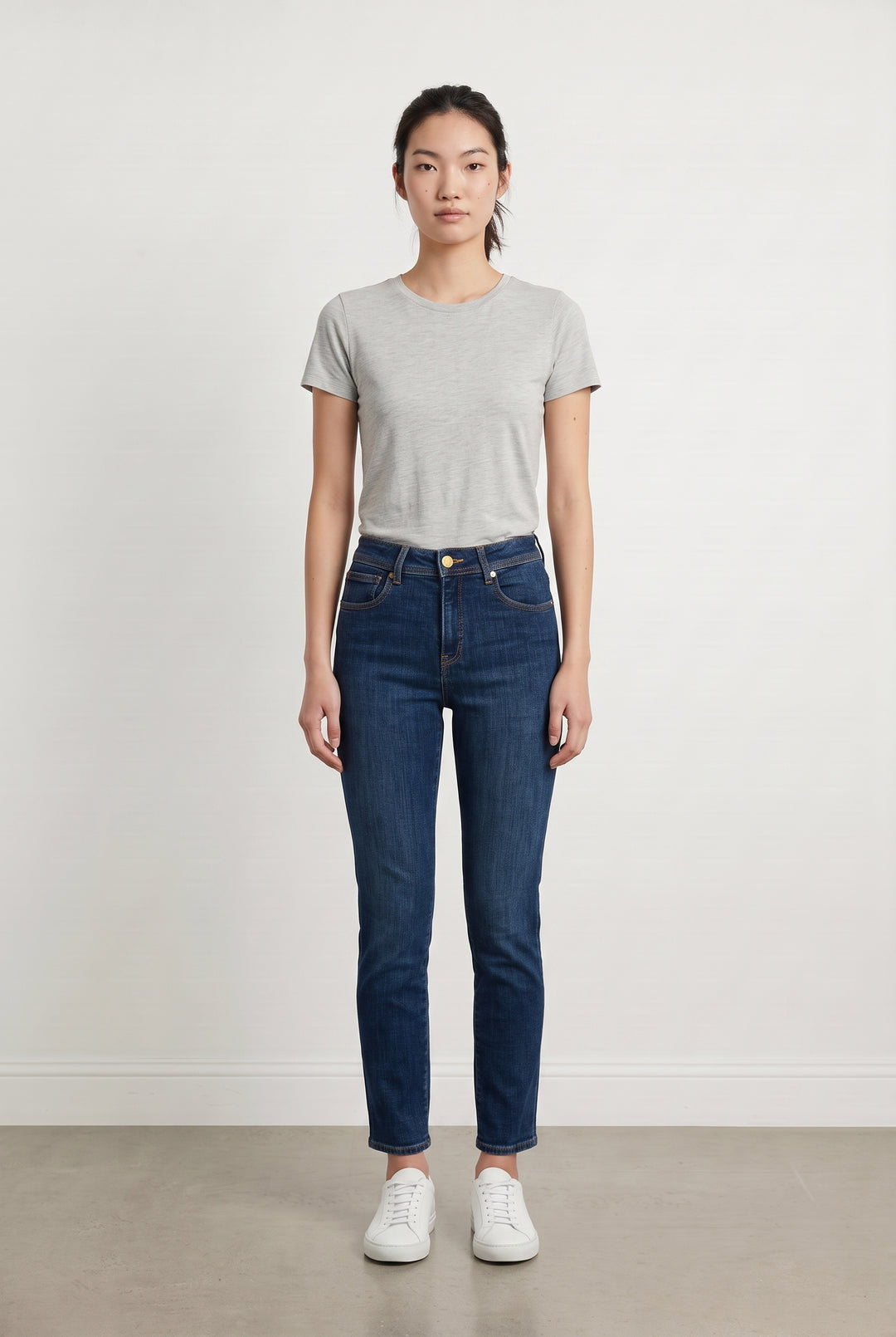 Jean Slim Bleu - Taille S/36 de la marque Sézane | PARAD115114 - Vendu par Paradigme - Image 1