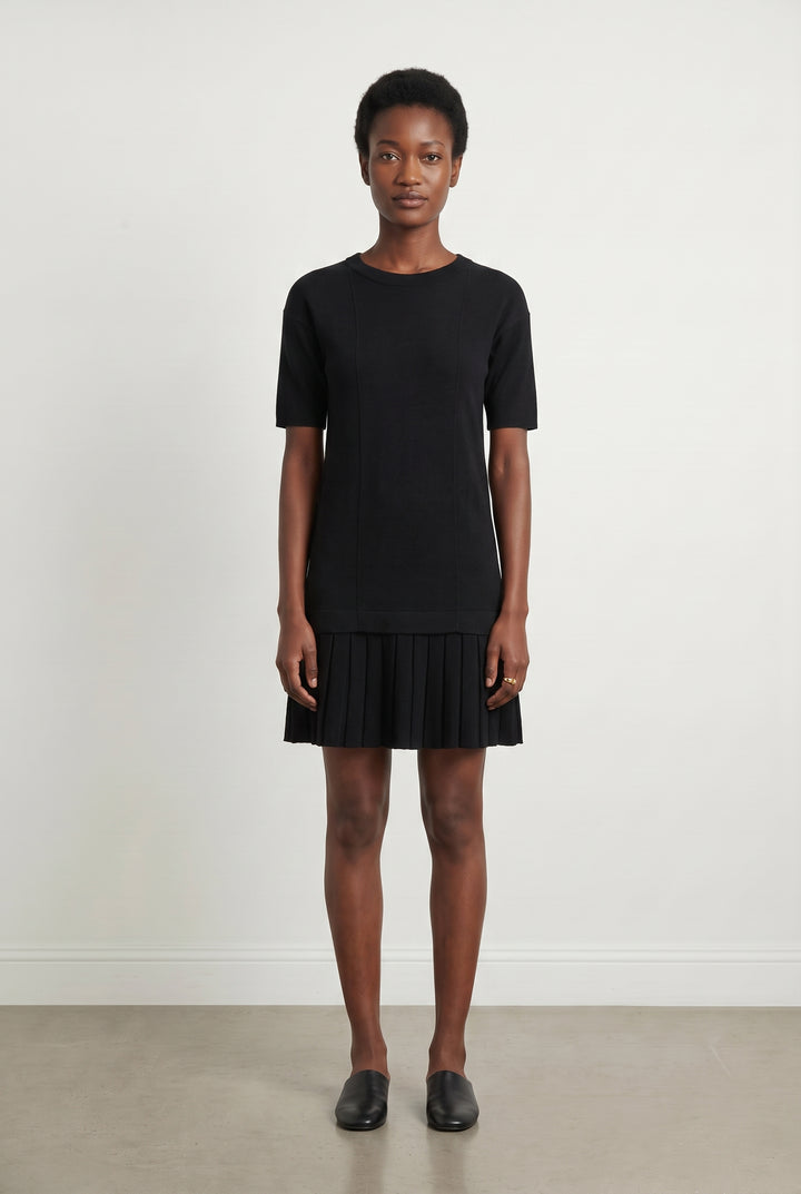 Robe Plissée Noire - Taille M/38 de la marque La Fée Maraboutée | PARAD115204 - Vendu par Paradigme - Image 1