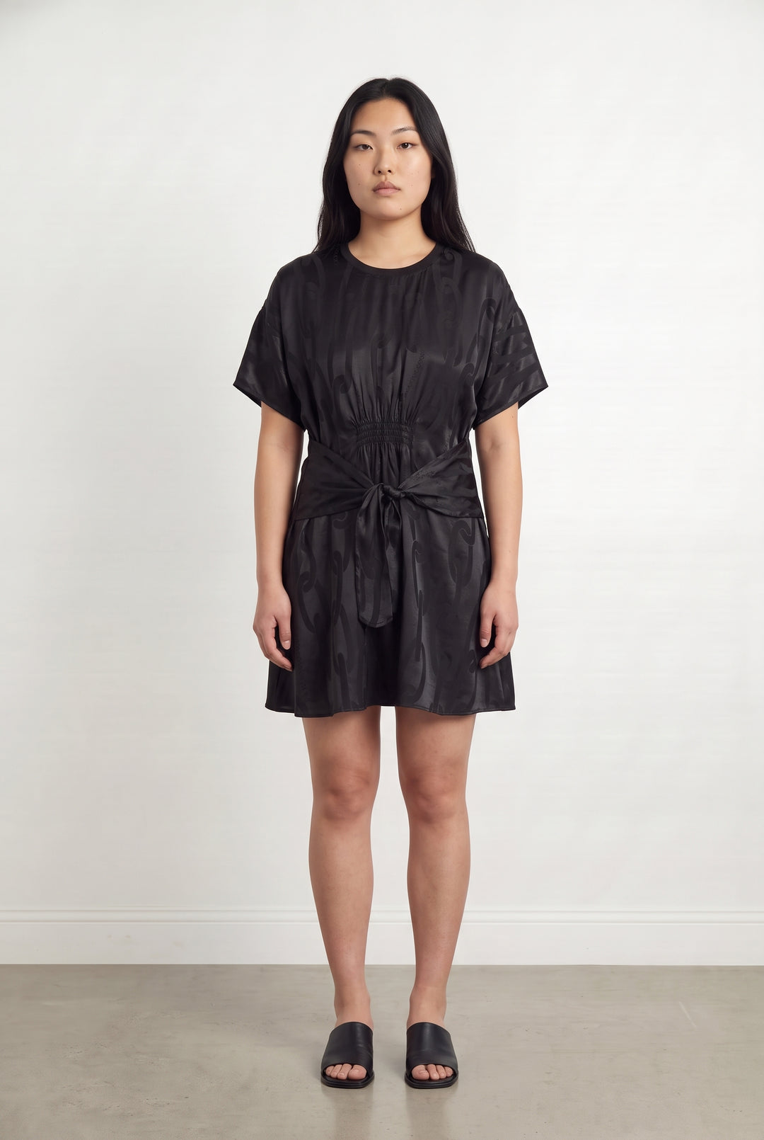 Robe Courte Noire - Taille L/40