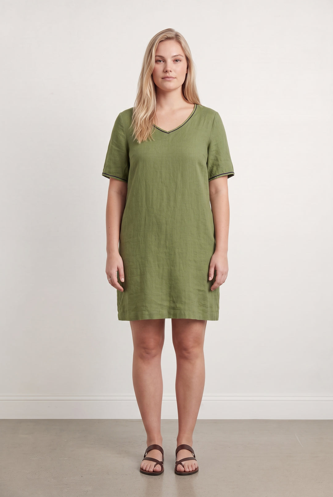 Robe Verte - Taille XL/42 de la marque La Fée Maraboutée | PARAD115969 - Vendu par Paradigme - Image 1