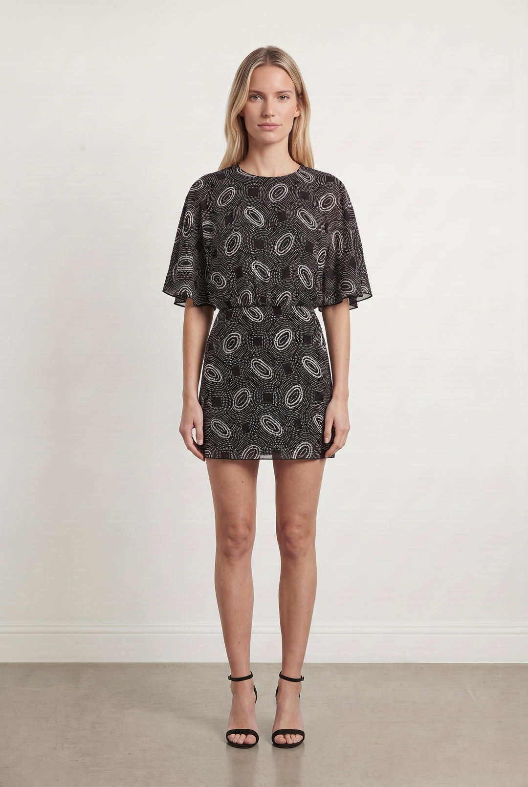 Robe Courte Noire - Taille M/38