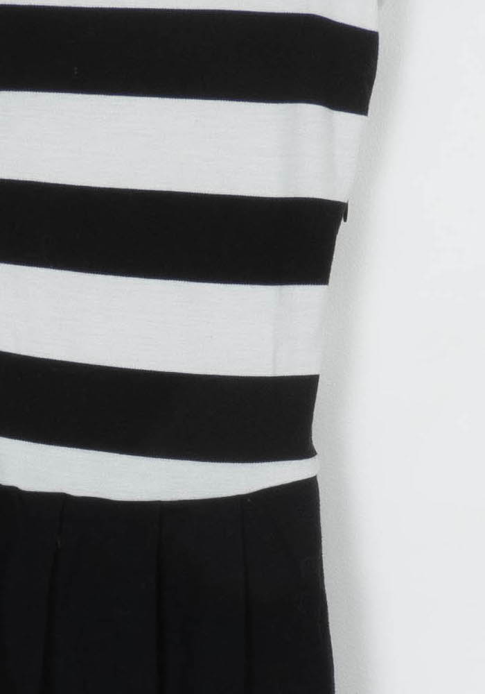 Robe Patineuse Noire et Blanche - Taille S/36 de la marque Agnès b. | PARAD116747 - Vendu par Paradigme - Image 3
