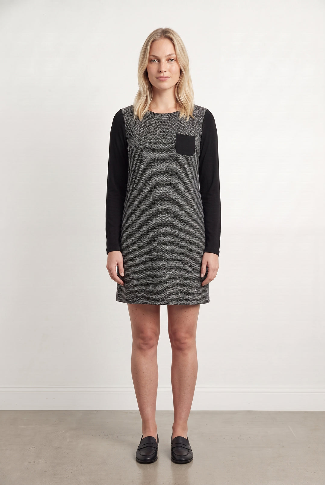 Robe Gris et Noir - Taille L/40 de la marque La Fée Maraboutée | PARAD117057 - Vendu par Paradigme - Image 1