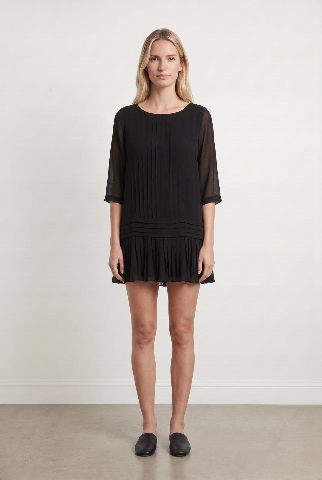 Robe Plissée Noire - Taille S/36 de la marque ba&amp;sh | PARAD117148 - Vendu par Paradigme - Image 1