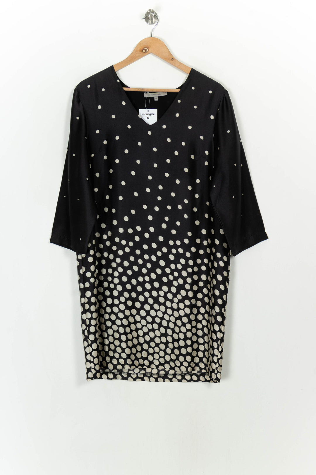 Robe Noire et Blanche - Taille XL/42 de la marque La Fée Maraboutée | PARAD117157 - Vendu par Paradigme - Image 2