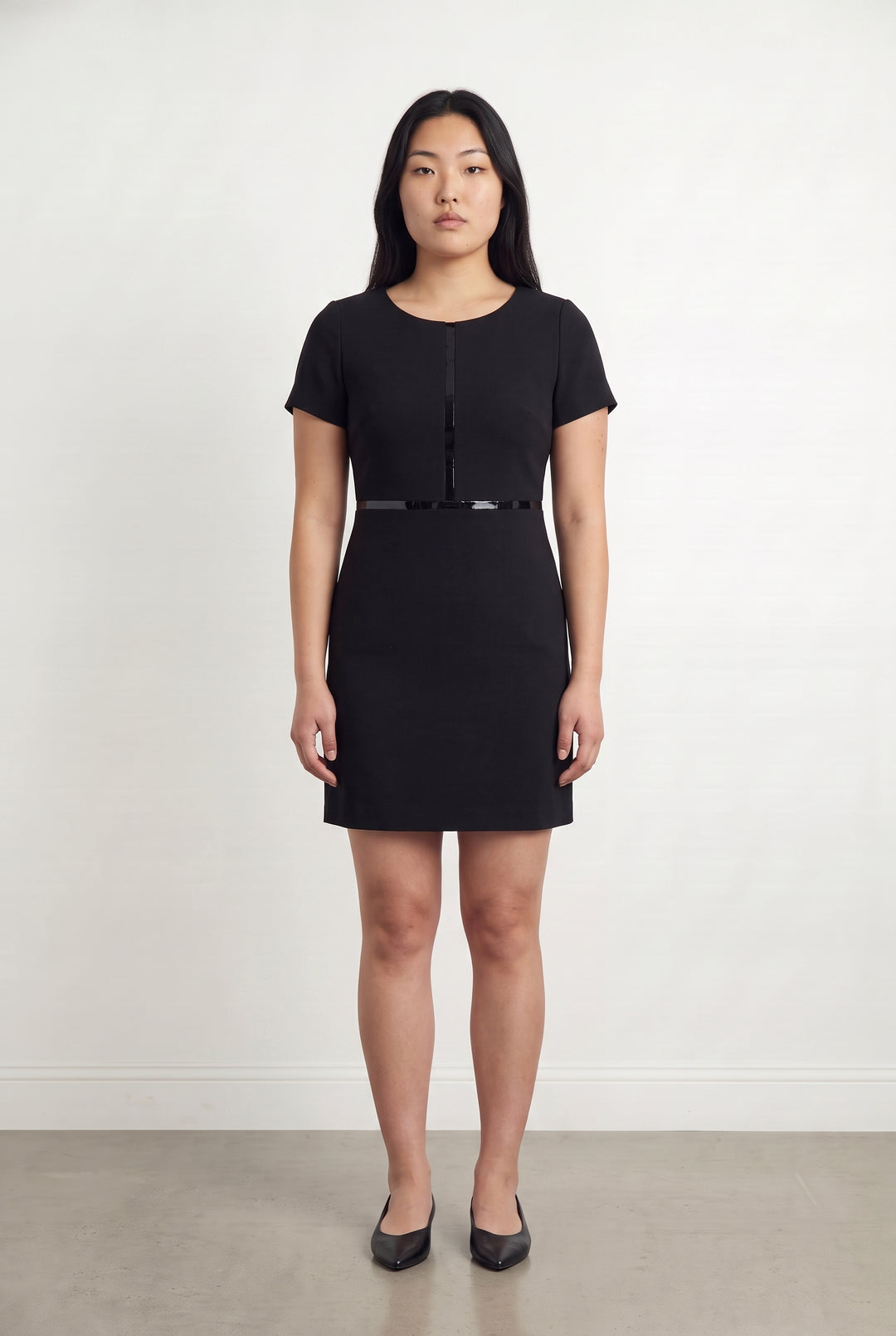 Robe Courte Noire - Taille L/40 de la marque Caroll | PARAD117328 - Vendu par Paradigme - Image 1