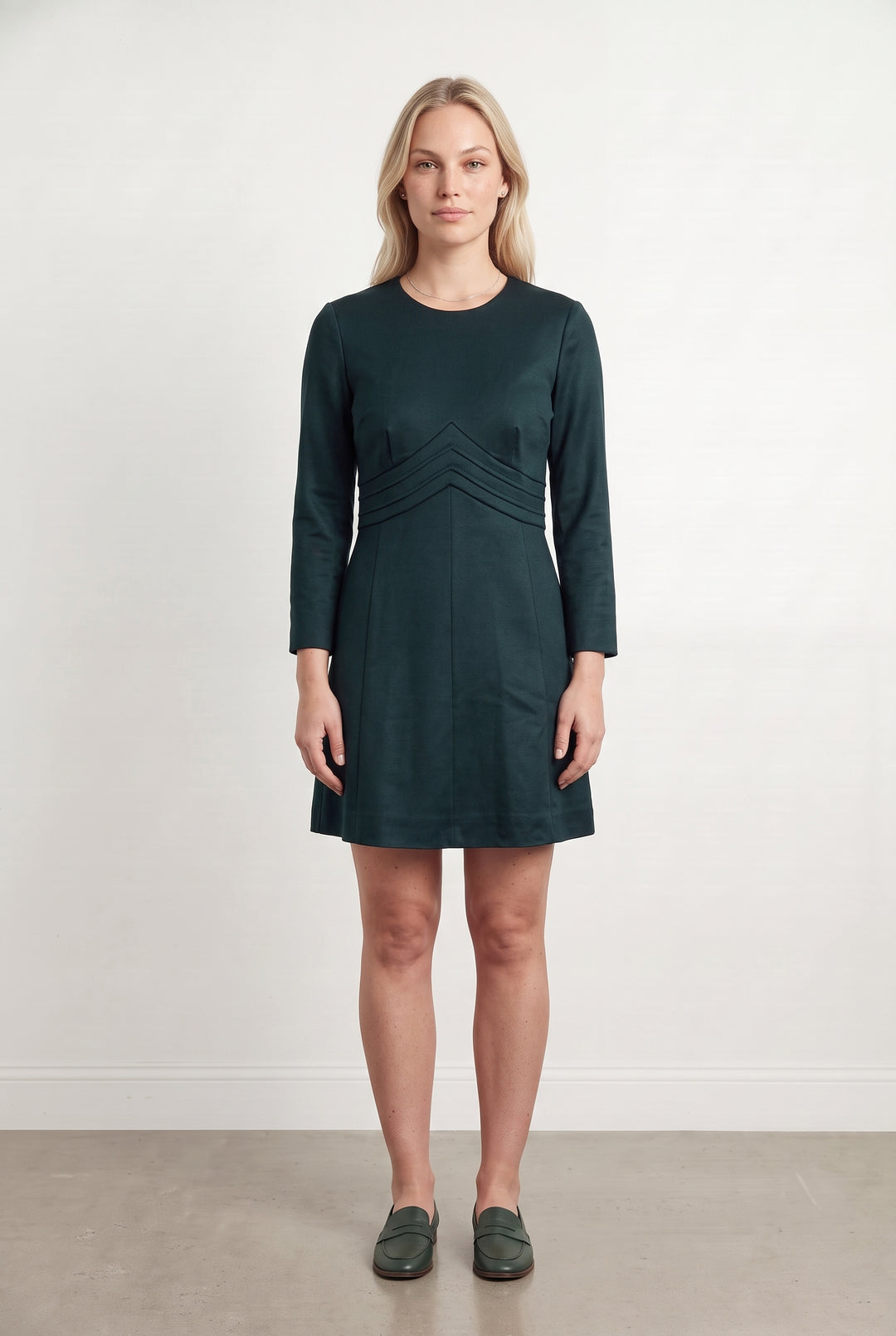 Robe Courte Verte - Taille L/40 de la marque Sandro | PARAD117375 - Vendu par Paradigme - Image 1
