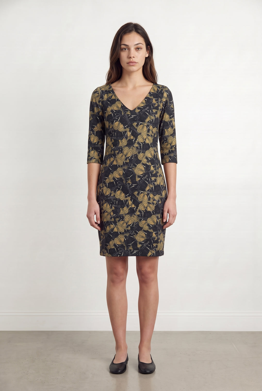Robe Noire et Jaune - Taille XS/34 de la marque La Fée Maraboutée | PARAD117378 - Vendu par Paradigme - Image 1