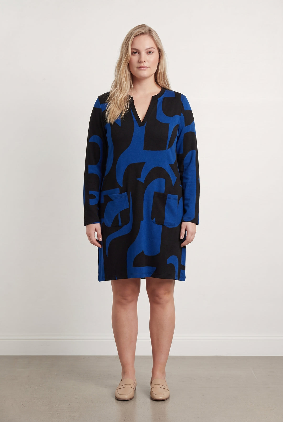 Robe Bleu et Noir - Taille XL/42 de la marque La Fée Maraboutée | PARAD117923 - Vendu par Paradigme - Image 1