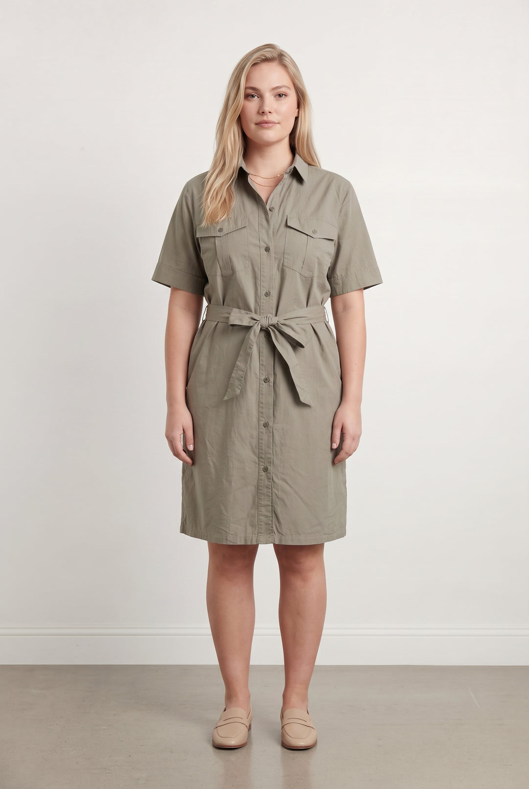 Robe Chemise Kaki - Taille XL/42 de la marque A.P.C. | PARAD117969 - Vendu par Paradigme - Image 1