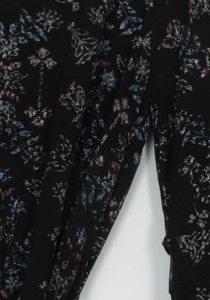 Robe Portefeuille Noire et Bleue - Taille M/38 de la marque La Fée Maraboutée | PARAD118153 - Vendu par Paradigme - Image 3