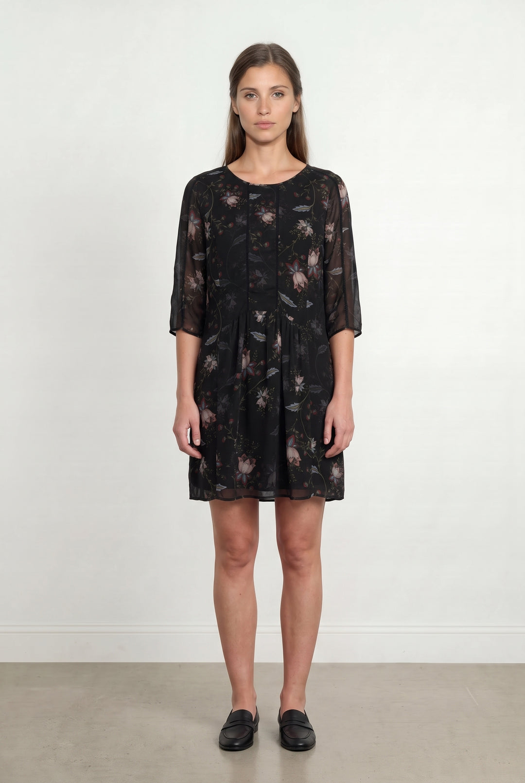 Robe Midi Noire à Fleurs - Taille M/38 de la marque One Step | PARAD118187 - Vendu par Paradigme - Image 1