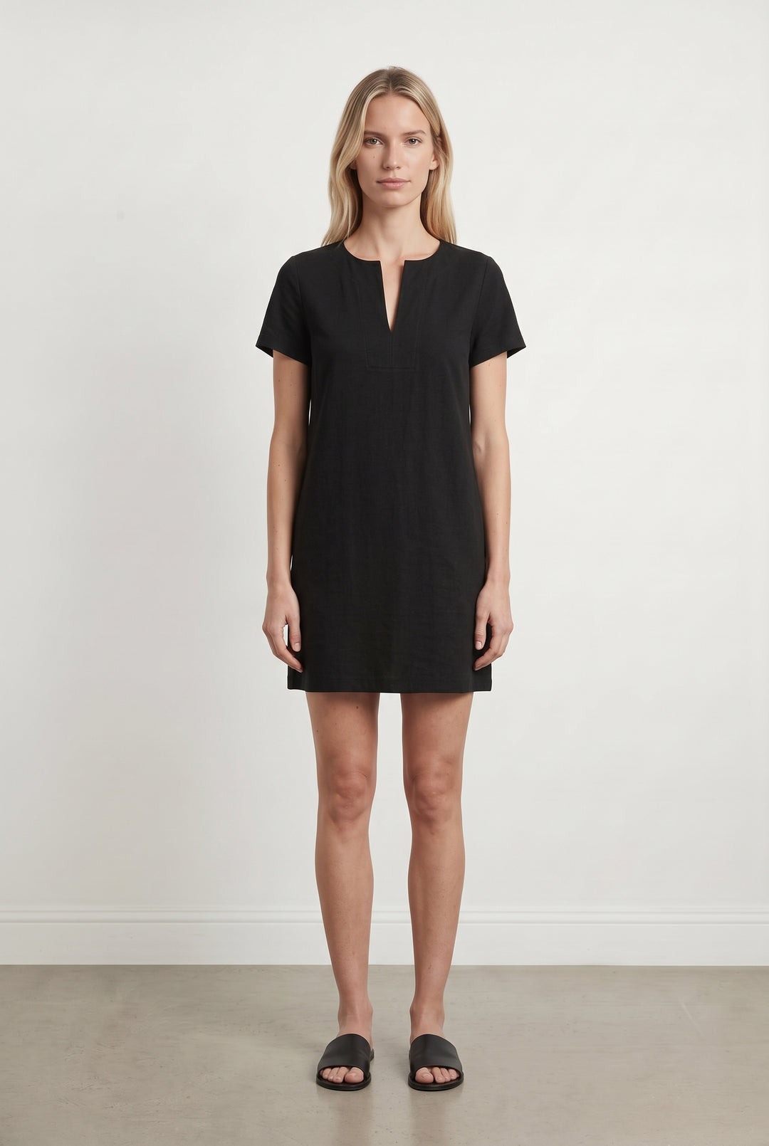 Robe Noire - Taille M/38 de la marque La Fée Maraboutée | PARAD118528 - Vendu par Paradigme - Image 1