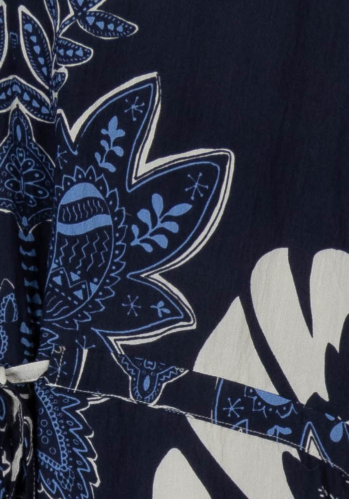 Robe Longue Bleu et Blanc - Taille M/38 de la marque La Fée Maraboutée | PARAD118569 - Vendu par Paradigme - Image 3