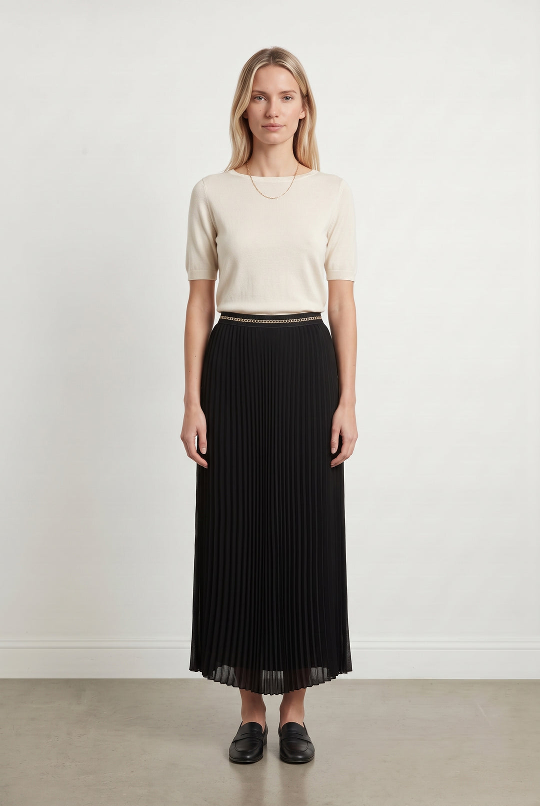 Jupe Plissée Noire - Taille S/36 de la marque IKKS | PARAD118701 - Vendu par Paradigme - Image 1