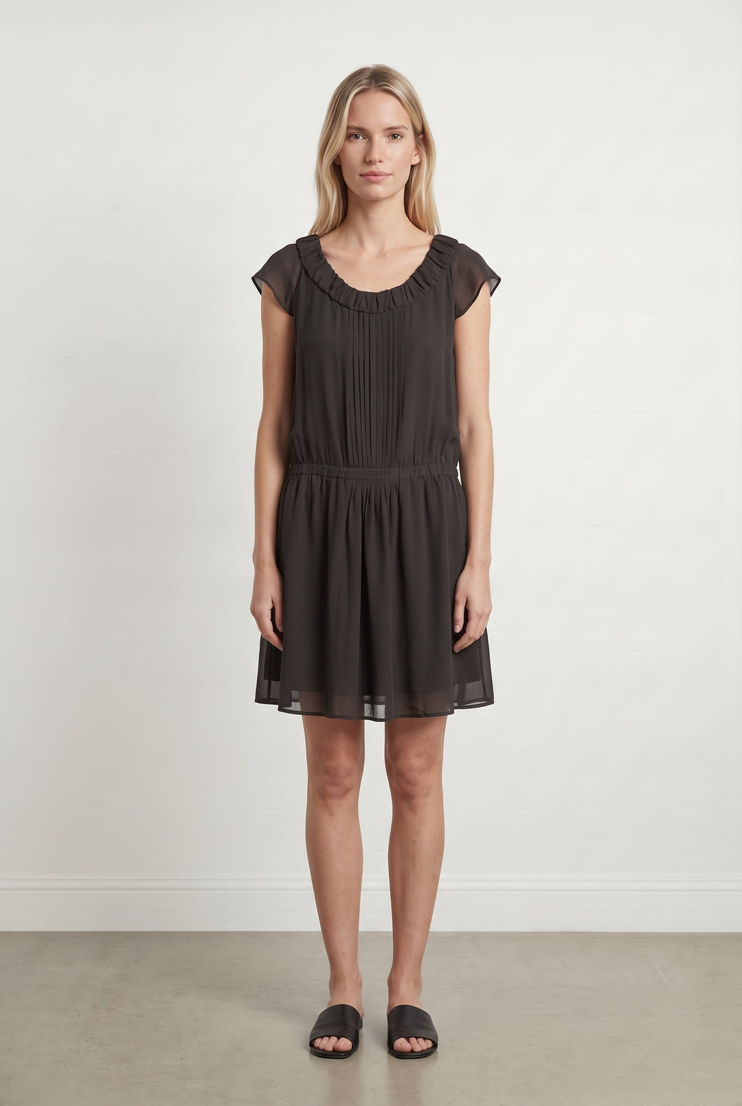Robe Courte Marron - Taille M/38 de la marque Comptoir des Cotonniers | PARAD119189 - Vendu par Paradigme - Image 1