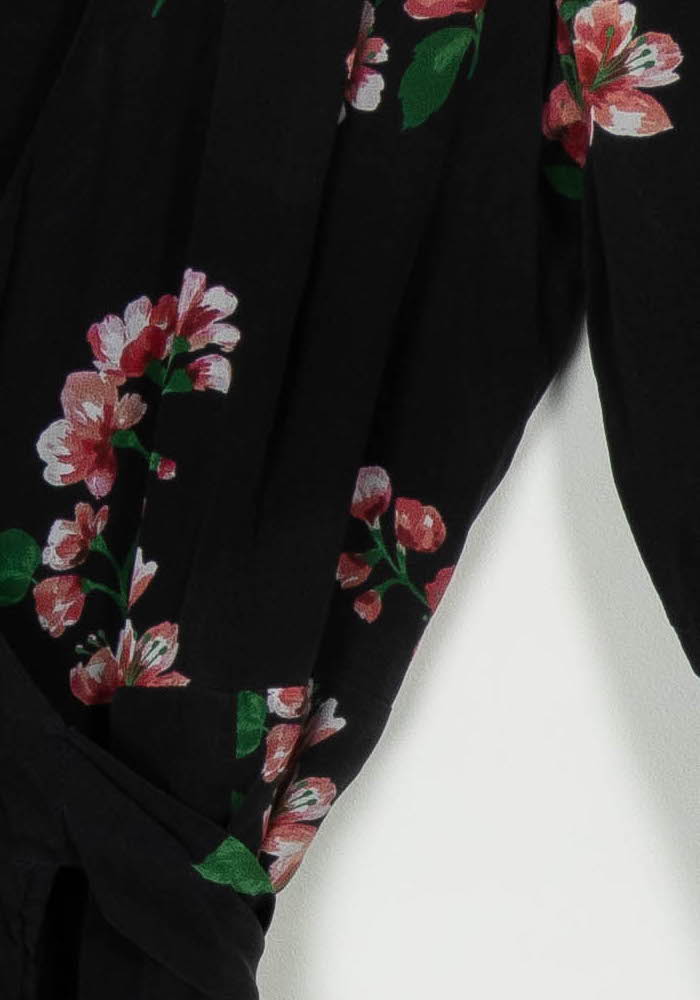 Robe Portefeuille Noire et Fleurie - Taille M/38 de la marque Sézane | PARAD119377 - Vendu par Paradigme - Image 3