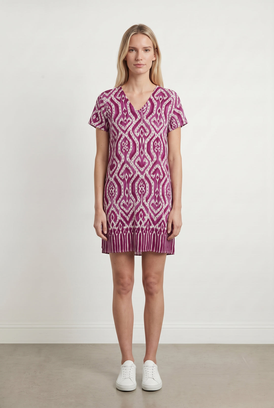 Robe Courte Violette et Blanche - Taille M/38 de la marque La Fée Maraboutée | PARAD119607 - Vendu par Paradigme - Image 1