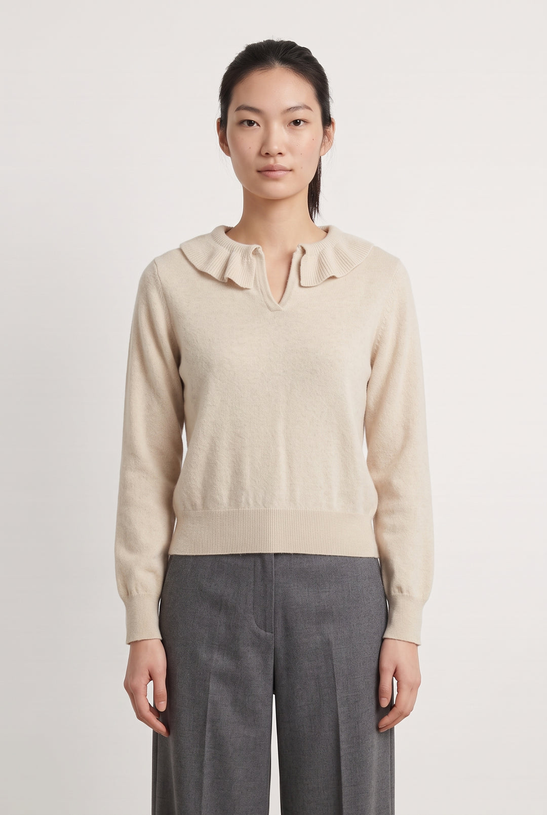 Pull À Col Volanté Beige - Taille M/38 de la marque Petite Mendigote | PARAD119678 - Vendu par Paradigme - Image 1